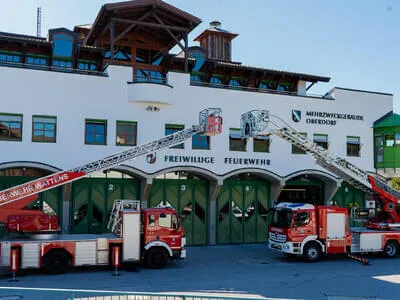 Drehleiter Gegenüberstellung Bild 7