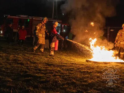 Jugend Löschertraining  Bild 10