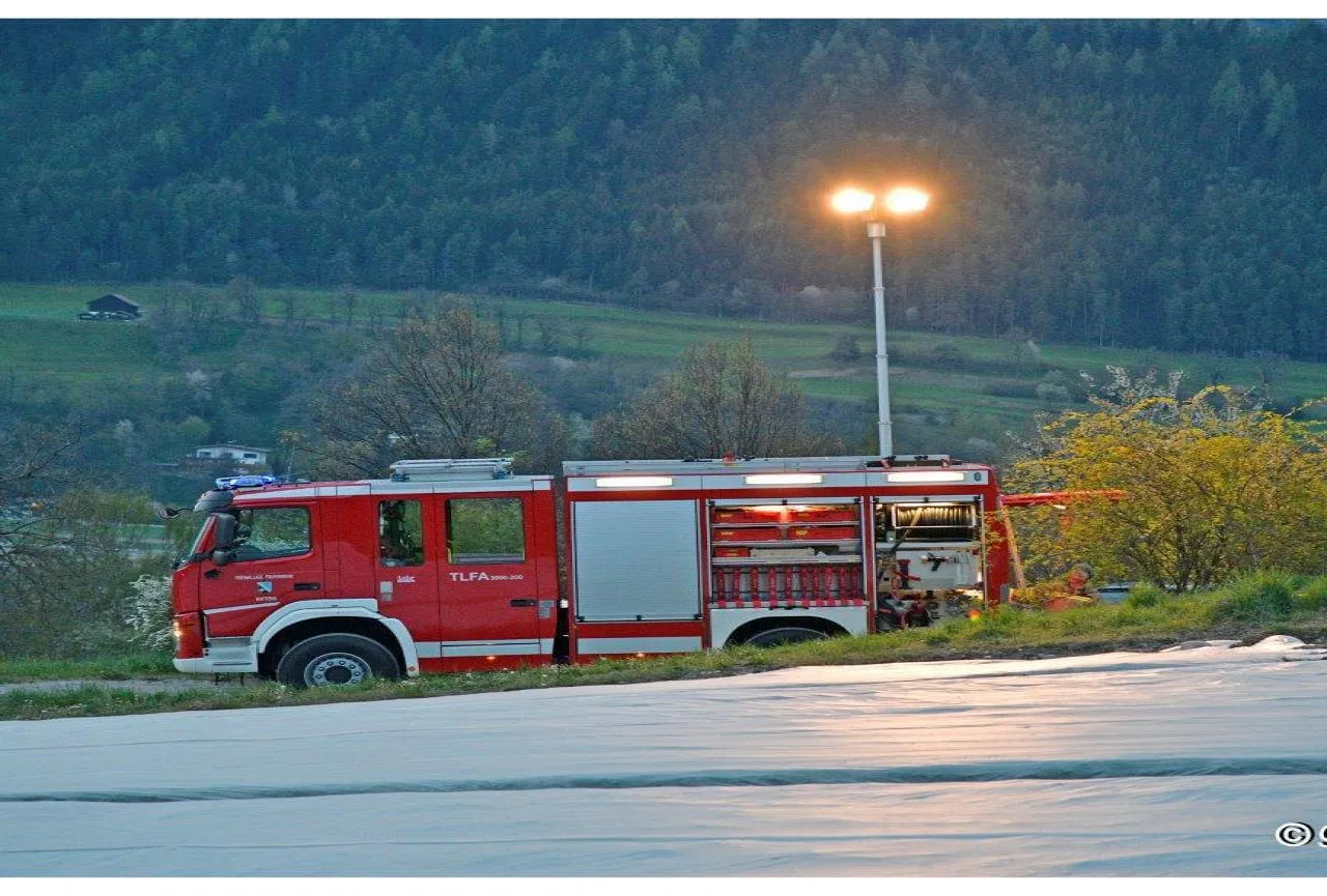 17gra2710xy.jpg