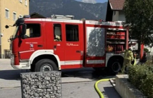 Brandgeruch-Gebaeude