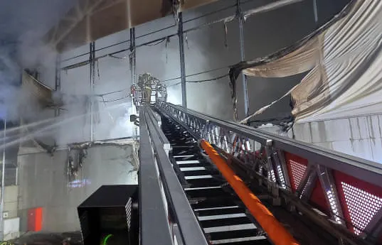 Brand-Lagerhalle