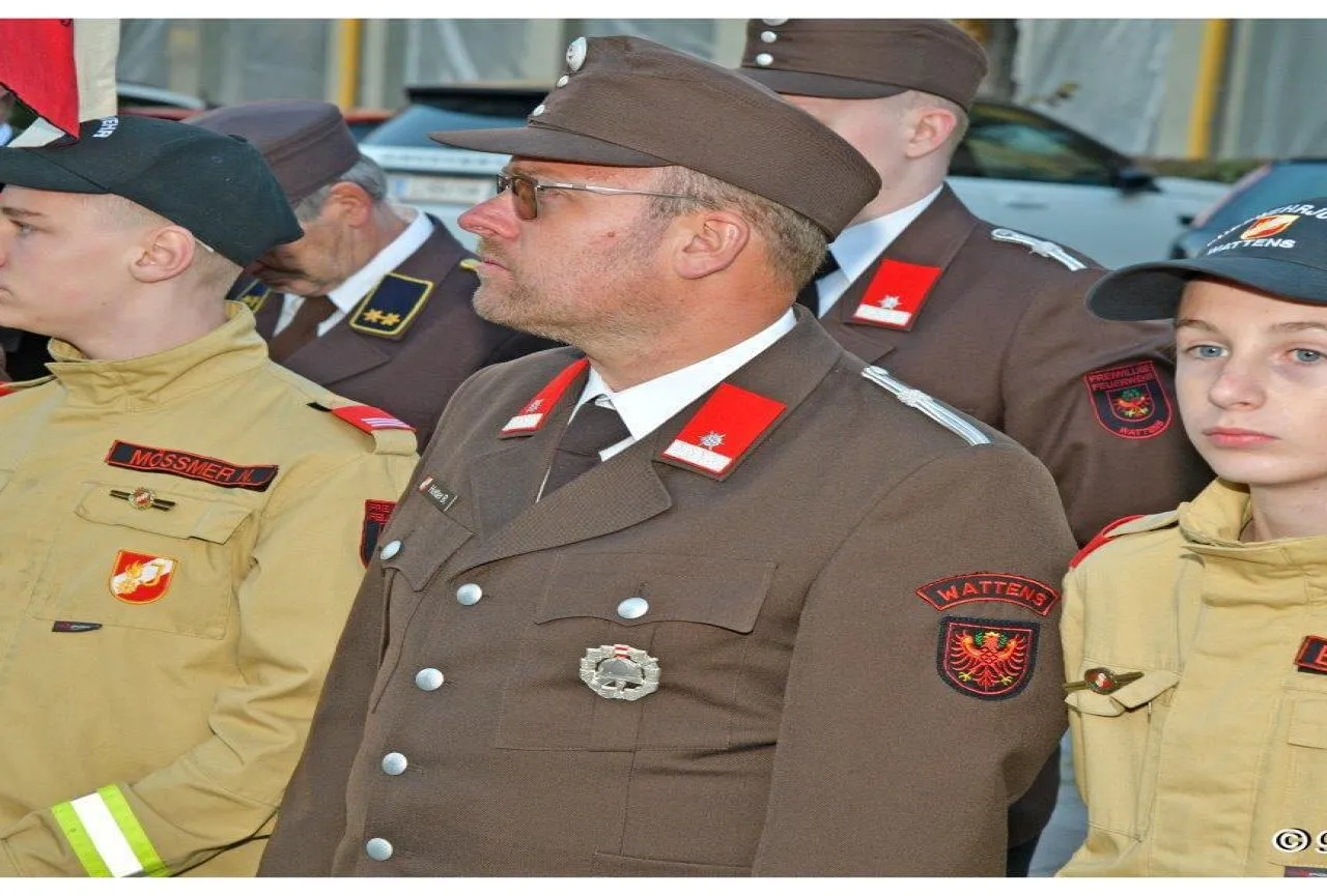_gra9008xy.jpg