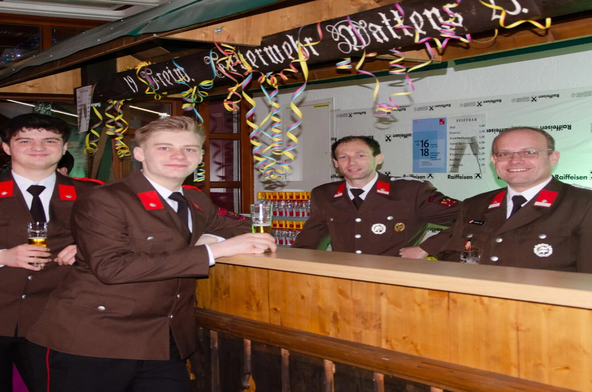feuerwehr_ball_wattens03.jpg