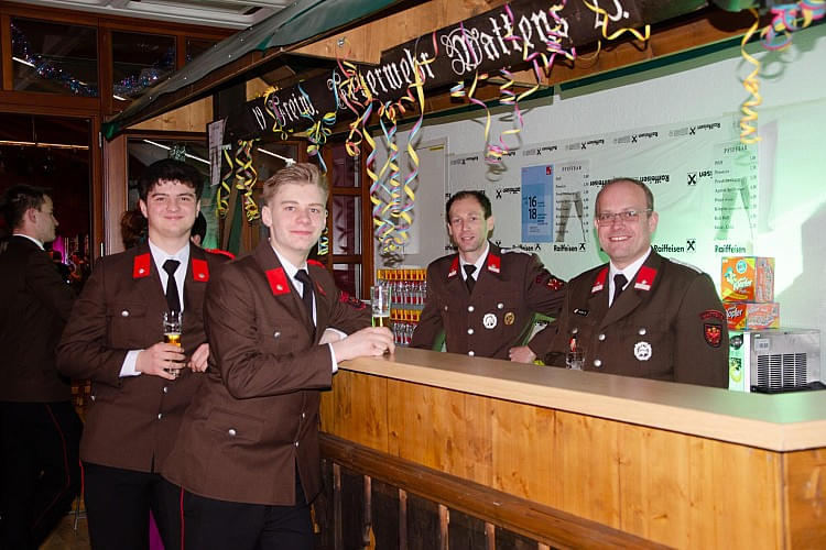 feuerwehr_ball_wattens03.jpg