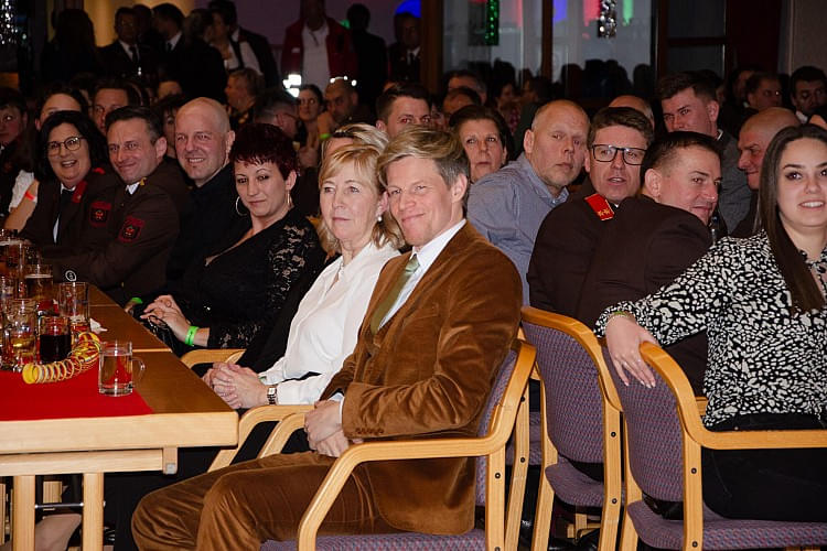 feuerwehr_ball_wattens10.jpg