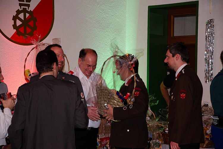 feuerwehr_ball_wattens19.jpg